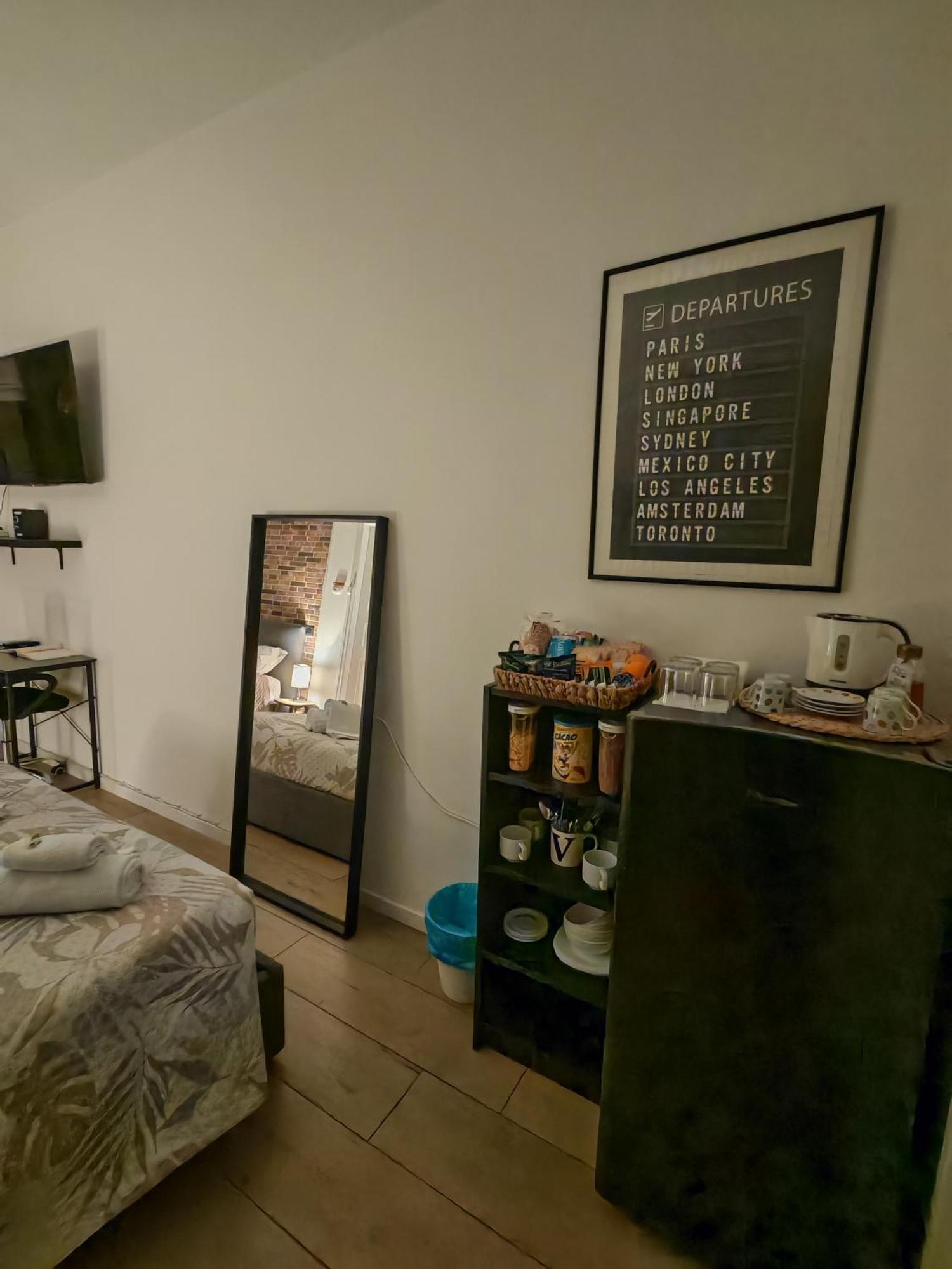 Mc Fly Rooms Malpensa Airport Gallarate Dış mekan fotoğraf